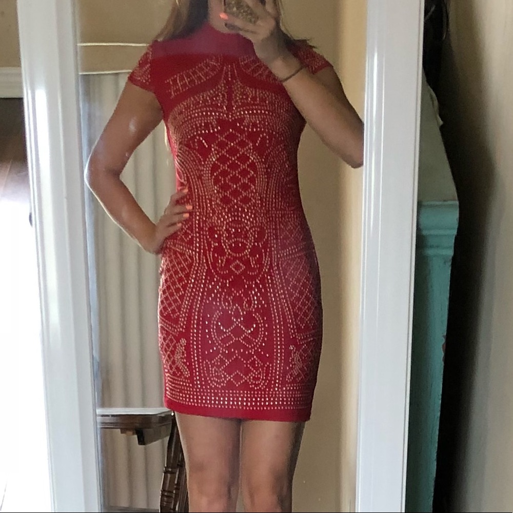 Dress - Picture 3 of 4